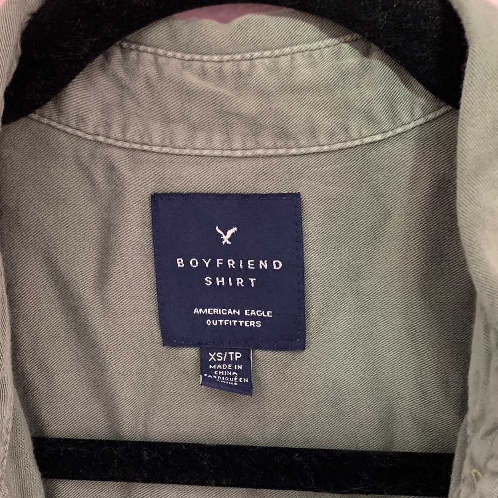 American Eagle Top - Picture 2 of 8